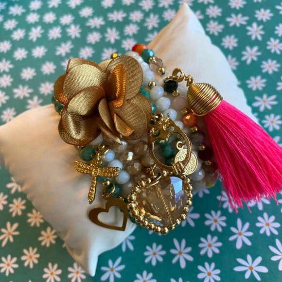 MIni Mystery Box 12 Pz  Handmade Fantasy Jewelry & Keychains - Picture 3 of 8